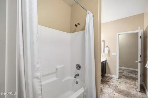 Bath - 2124 E Kings Ave, Phoenix, AZ 85022 photo 3 of 3