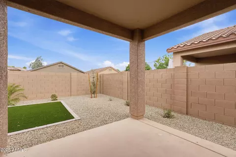 Exterior - 2124 E Kings Ave, Phoenix, AZ 85022 photo 5 of 7