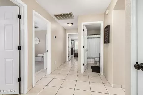 Entry Way - 159 W Gail Dr, Gilbert, AZ 85233 photo 5 of 5