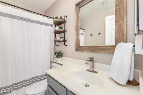 Bath - 159 W Gail Dr, Gilbert, AZ 85233 photo 3 of 3