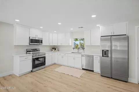 452 W Ray St, Superior, AZ 85173