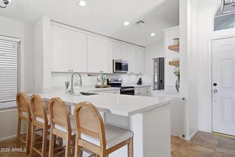 Kitchen - 1300 S Heritage Dr, Gilbert, AZ 85296 photo 1 of 4