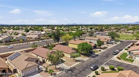 View/Area - 1300 S Heritage Dr, Gilbert, AZ 85296 photo 5 of 11