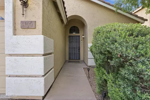 Entry Way - 1300 S Heritage Dr, Gilbert, AZ 85296 photo 1 of 1