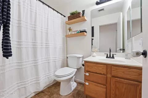 Bath - 1300 S Heritage Dr, Gilbert, AZ 85296 photo 2 of 2