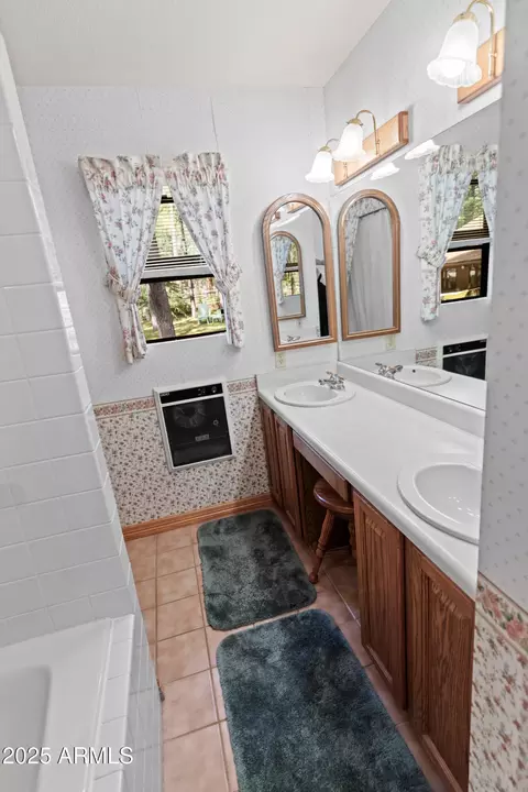 Bath - 3910 Larson Loop, Forest Lakes, AZ 85931 photo 1 of 4
