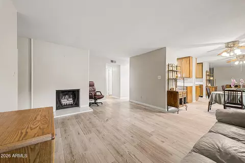 5525 E Thomas Rd #H2, Phoenix, AZ 85018