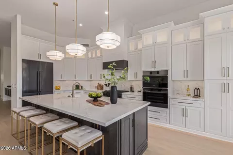 10175 E Cochise Dr, Scottsdale, AZ 85258