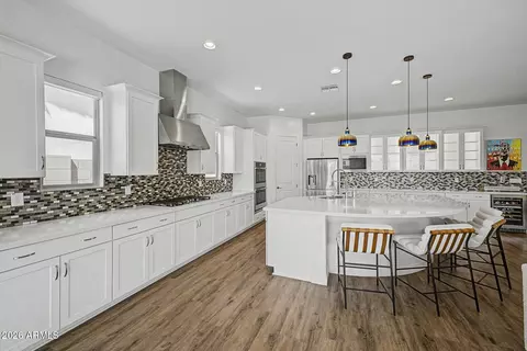 Kitchen - 1461 E San Carlos Way, Gilbert, AZ 85298 photo 1 of 6