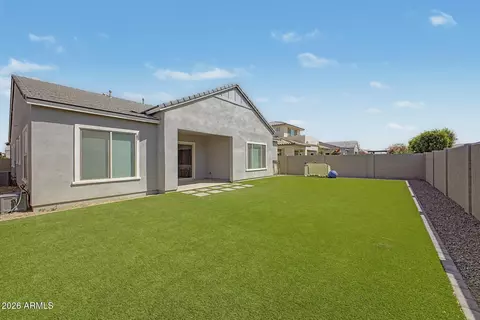 Exterior - 1461 E San Carlos Way, Gilbert, AZ 85298 photo 5 of 8