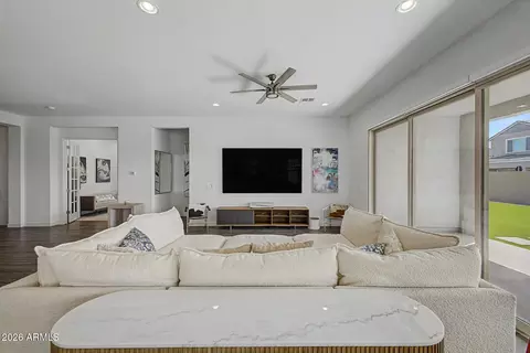 Living - 1461 E San Carlos Way, Gilbert, AZ 85298 photo 1 of 1