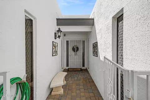 Entry Way - 621 E Calavar Rd, Phoenix, AZ 85022 photo 1 of 2