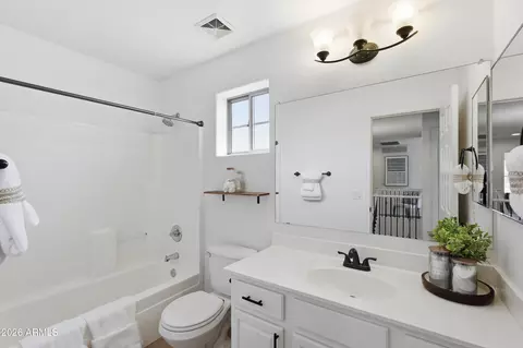 Bath - 3370 E Flamingo Ct, Gilbert, AZ 85297 photo 3 of 3