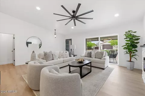Living - 2218 E Sunnyside Dr, Phoenix, AZ 85028 photo 3 of 5