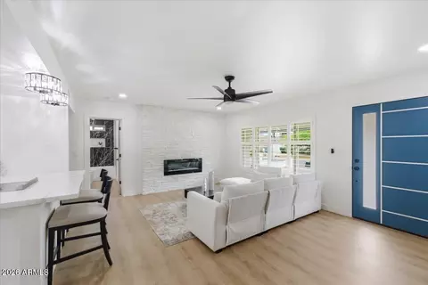 Living - 2218 E Sunnyside Dr, Phoenix, AZ 85028 photo 5 of 5