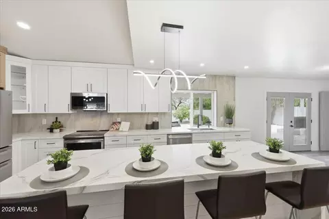 Kitchen - 2218 E Sunnyside Dr, Phoenix, AZ 85028 photo 4 of 6