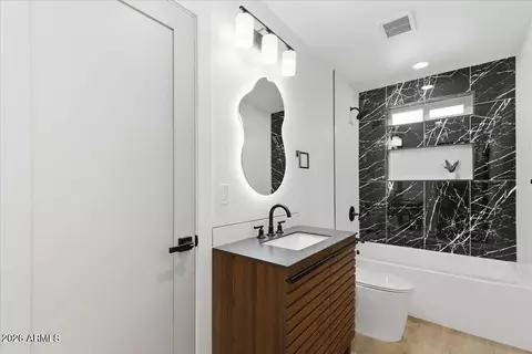Bath - 2218 E Sunnyside Dr, Phoenix, AZ 85028 photo 7 of 7