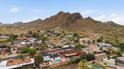 View/Area - 2218 E Sunnyside Dr, Phoenix, AZ 85028 photo 1 of 3