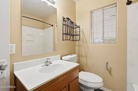 Bath - 5509 E Pinal Canyon Rd, Globe, AZ 85501 photo 2 of 3