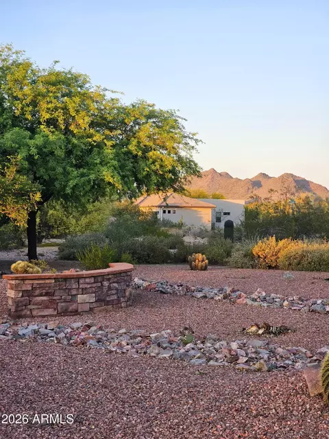 Exterior - 1428 E Breezy Ct, Phoenix, AZ 85086 photo 3 of 21