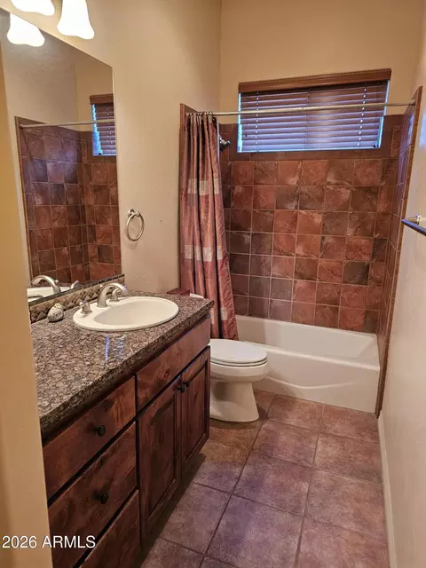 Bath - 1428 E Breezy Ct, Phoenix, AZ 85086 photo 10 of 11