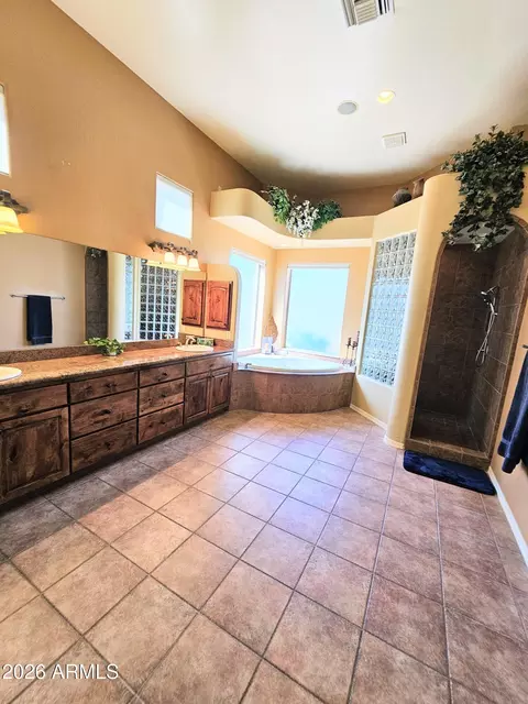 Bath - 1428 E Breezy Ct, Phoenix, AZ 85086 photo 1 of 11