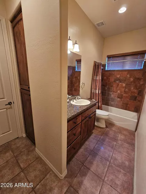 Bath - 1428 E Breezy Ct, Phoenix, AZ 85086 photo 9 of 11