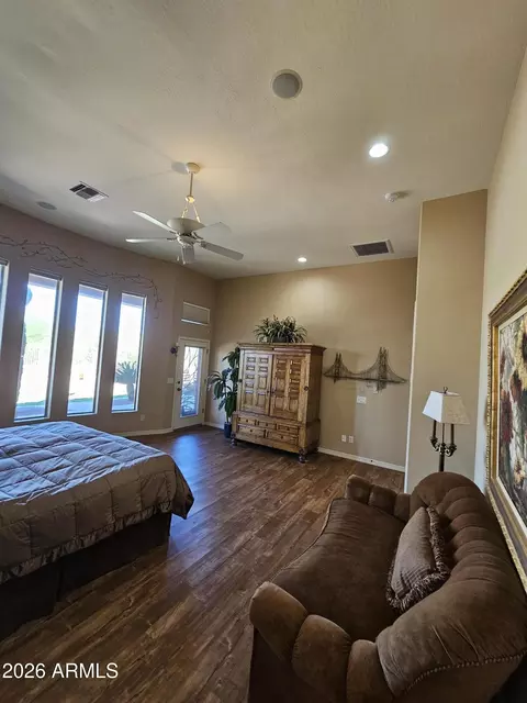 Bedroom - 1428 E Breezy Ct, Phoenix, AZ 85086 photo 4 of 6
