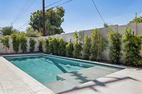 Exterior - 4206 E Whitton Ave, Phoenix, AZ 85018 photo 4 of 6