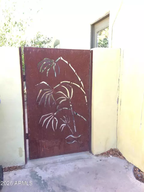 Exterior - 1110 E Coronado Rd, Phoenix, AZ 85006 photo 5 of 7
