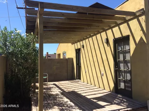 Exterior - 1110 E Coronado Rd, Phoenix, AZ 85006 photo 4 of 7