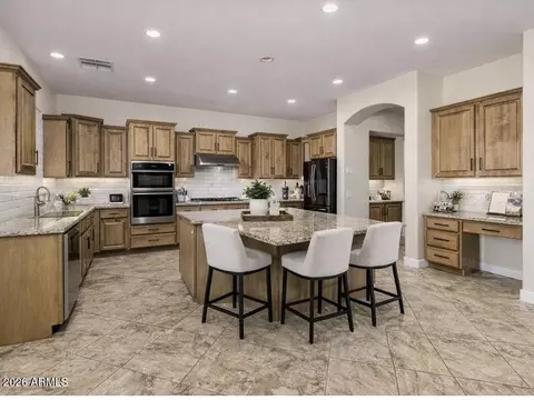 15800 W Alvarado Dr, Goodyear, AZ 85395
