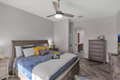 Bedroom - 3917 E Carter Dr, Phoenix, AZ 85042 photo 1 of 4