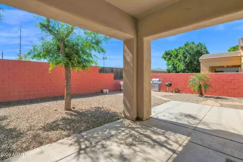 Exterior - 3917 E Carter Dr, Phoenix, AZ 85042 photo 4 of 9