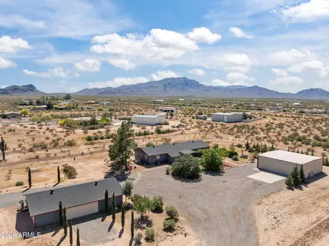 48234 N 513th Ave, Aguila, AZ 85320