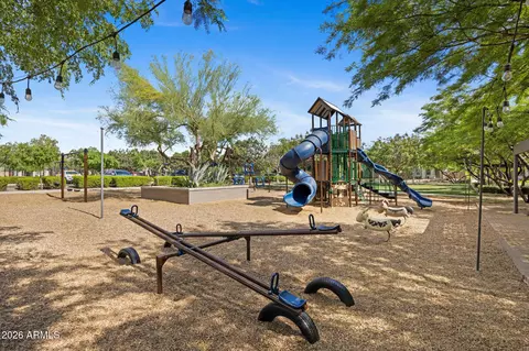 View/Area - 25304 N 19th Ln, Phoenix, AZ 85085 photo 2 of 2