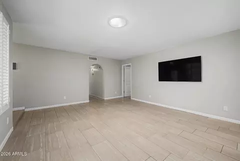 Living - 1633 W Evans Dr, Phoenix, AZ 85023 photo 8 of 9
