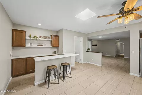 Kitchen - 1633 W Evans Dr, Phoenix, AZ 85023 photo 2 of 9