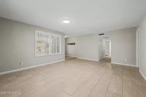 Living - 1633 W Evans Dr, Phoenix, AZ 85023 photo 7 of 9