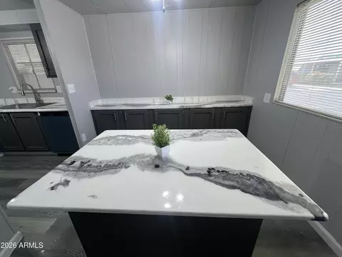10701 N 99 Ave #209, Peoria, AZ 85345