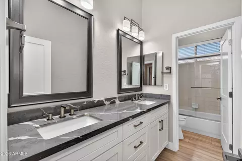 Bath - 6952 E Trailridge Cir, Mesa, AZ 85207 photo 1 of 9