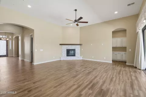 Living - 2471 E Robin Ct, Gilbert, AZ 85296 photo 1 of 3