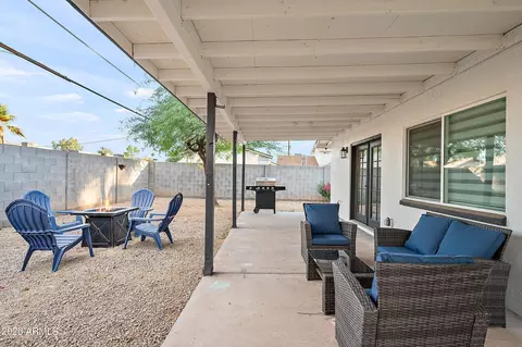Exterior - 3911 N 13th Way, Phoenix, AZ 85014 photo 2 of 5