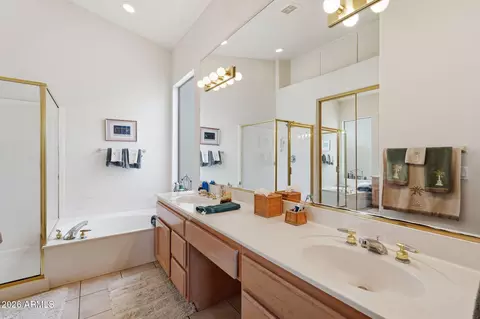 Bath - 6334 E Viewmont Dr #58, Mesa, AZ 85215 photo 1 of 6