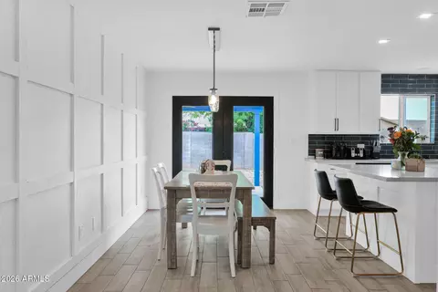 Dining - 407 E Auburn Dr, Tempe, AZ 85283 photo 1 of 3