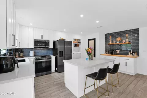 Kitchen - 407 E Auburn Dr, Tempe, AZ 85283 photo 1 of 9