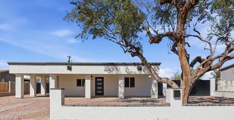 426 N 105th St, Mesa, AZ 85207