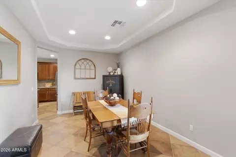 Dining - 2316 W Eagle Feather Rd, Phoenix, AZ 85085 photo 3 of 3