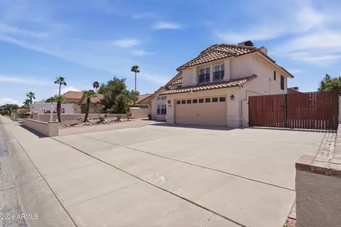 7813 W Dreyfus Dr, Peoria, AZ 85381