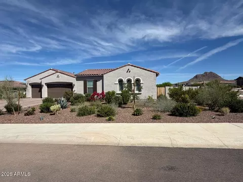 3528 W Lanham Dr, New River, AZ 85087